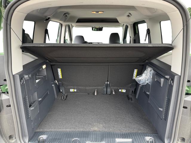 Ford Tourneo Courier Active 1,0 AT MJ25 Navi SHZ SpAs 5JG PDC Kam 
