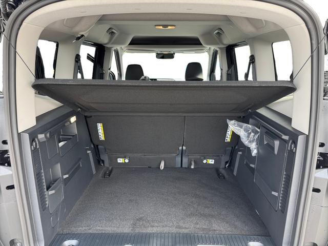 Ford Tourneo Courier Active 1,0 AT Navi SHZ SpAs 5JG PDC Kam 