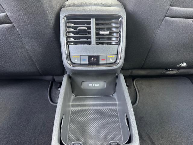 Skoda Octavia Selection 1,5 TSI DSG 3ZonKlim, PDC, SHZ, SmLi, LED, 5JG 
