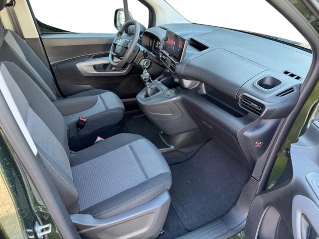 Toyota Proace City Verso 1,2 L2 Business 7Si Klima 2 x PDC Apple Temp DAB 