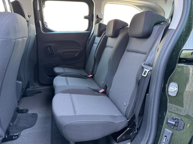 Toyota Proace City Verso 1,2 L2 Business 7Si Klima 2 x PDC Apple Temp DAB 