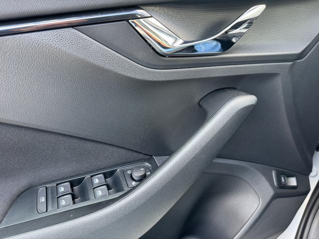 Skoda Kamiq 1,0 TSI Drive Plus DSG Kam ViCo 2xPDC SHZ Matrix SmLi 5JG 