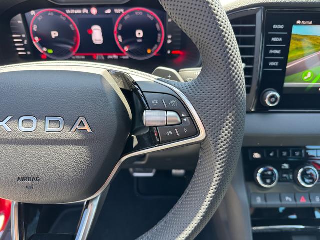 Skoda Karoq 1,5 TSI DSG Sportline 2ZKli ACC Cant 4xSHZ PDC Kam 5JG 