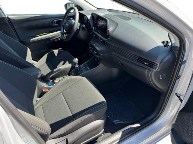 Hyundai i20 1,0 Style LED 1Zokl Navi DiCo10,25 Kam 2xPDC SpAs 