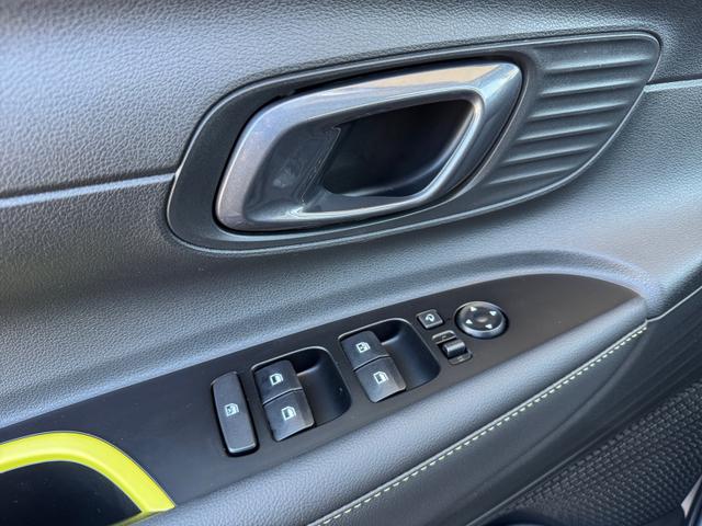 Hyundai i20 1,0 Style LED 1Zokl Navi DiCo10,25 Kam 2xPDC SpAs 