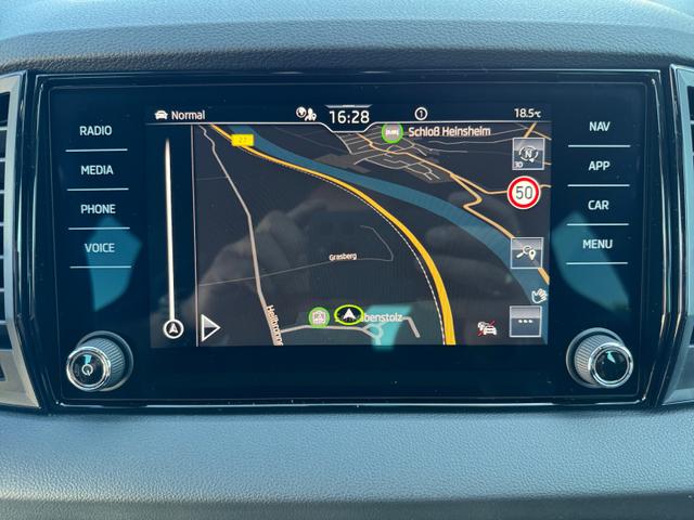 Skoda Karoq 1,5 TSI DSG Sportline 2ZKli ACC Cant 4xSHZ PDC Kam 5JG 