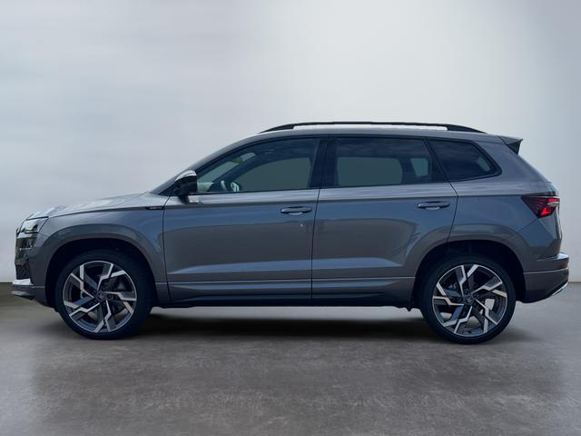 Skoda Karoq 1,5 TSI DSG Sportline 2ZKli DCC ACC SHT PDC Kam 5JG 