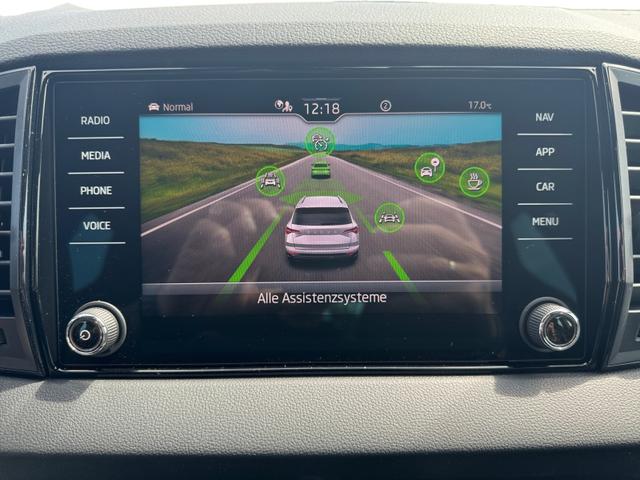 Skoda Karoq 1,5 TSI DSG Sportline 2ZKli DCC ACC SHT PDC Kam 5JG 
