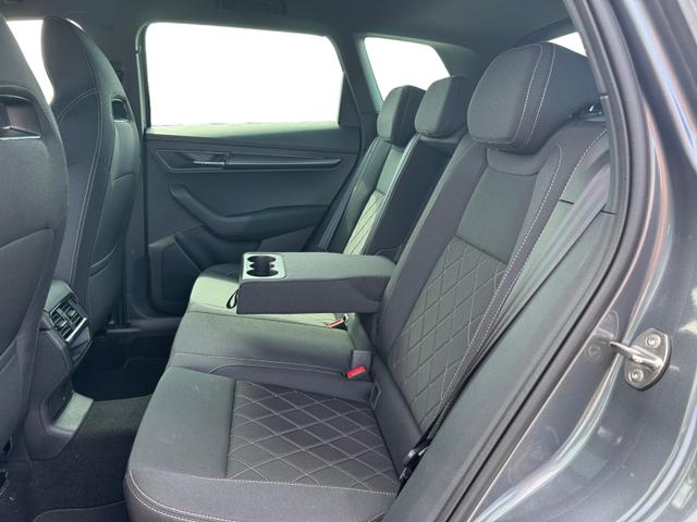 Skoda Karoq 1,5 TSI DSG Sportline 2ZKli DCC ACC SHT PDC Kam 5JG 