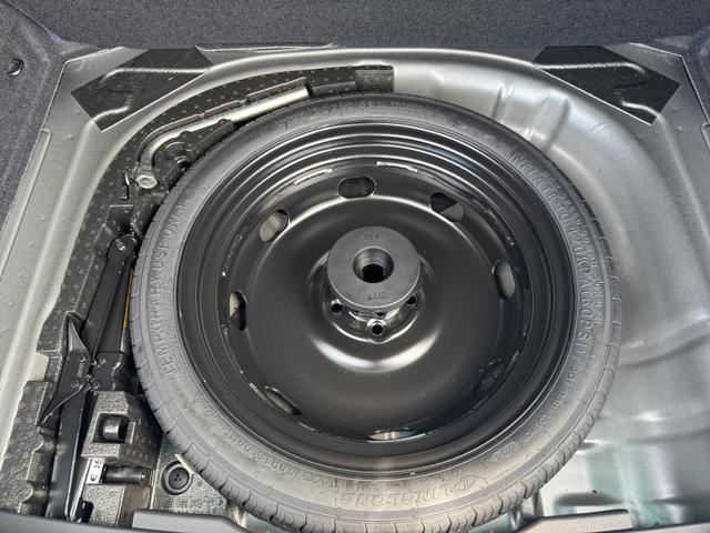 Skoda Karoq 1,5 TSI DSG Sportline 2ZKli DCC ACC SHT PDC Kam 5JG 