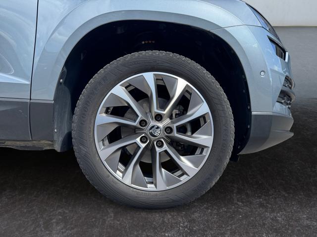 Skoda Karoq 1,5 Drive 3ZoKl 360° Canton AHK Pano 
