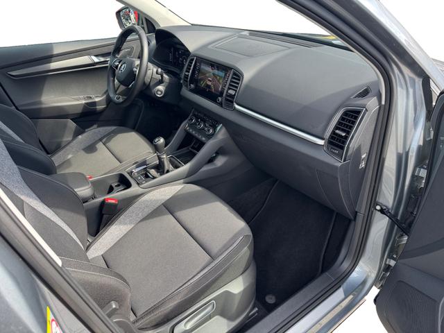 Skoda Karoq 1,5 Drive 3ZoKl 360° Canton AHK Pano 