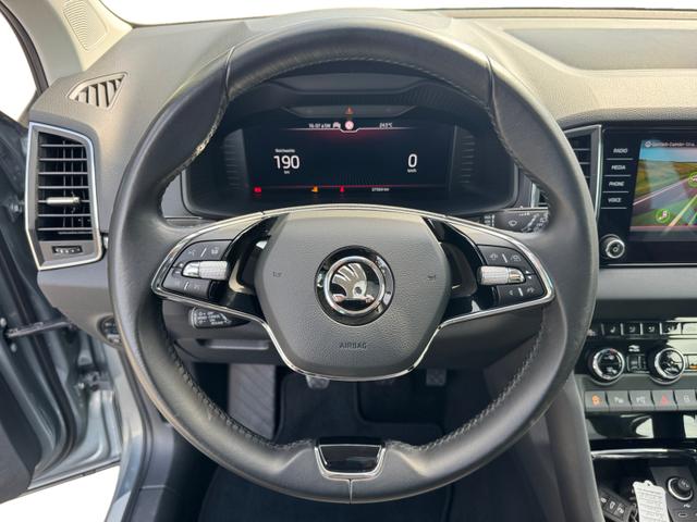 Skoda Karoq 1,5 Drive 3ZoKl 360° Canton AHK Pano 