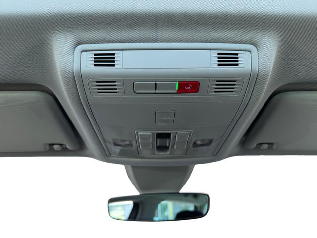 Skoda Karoq 1,5 Drive 3ZoKl 360° Canton AHK Pano 