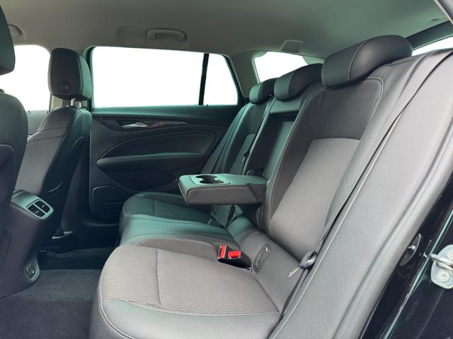 Opel Insignia Country Tourer 2.0 CDTI 4x4 AHK InoPak1 ExcPa 