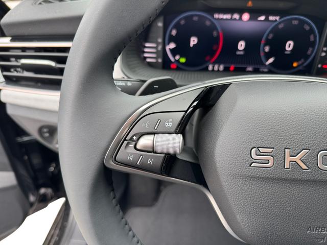 Skoda Scala 1,0 TSI DSG Drive Plus Klimaa ShAs ViCo 2PDC Kam LED SmLi 5JG 