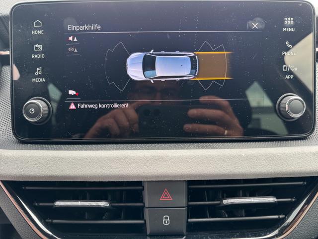 Skoda Scala 1,0 TSI DSG Drive Plus Klimaa ShAs ViCo 2PDC Kam LED SmLi 5JG 