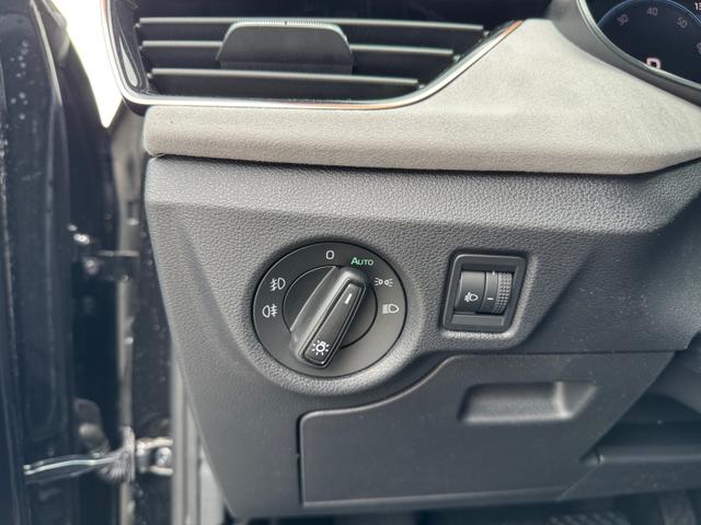Skoda Scala 1,0 TSI DSG Drive Plus Klimaa ShAs ViCo 2PDC Kam LED SmLi 5JG 