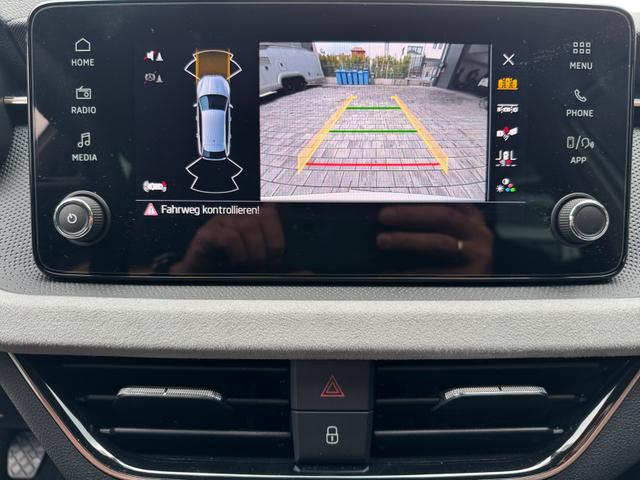 Skoda Scala 1,0 TSI Drive Plus Klimaa ShAs ViCo 2PDC Kam LED SmLi 5JG 