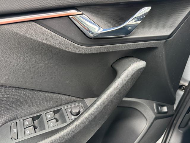 Skoda Scala 1,0 TSI Drive Plus Klimaa ShAs ViCo 2PDC Kam LED SmLi 5JG 