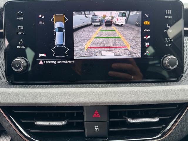 Skoda Scala 1,0 TSI Drive Plus 2ZoKlim ShAs ViCo 2PDC Kam LED SmLi 5JG 