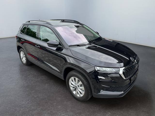 Skoda Karoq 2,0 TDI DSG 4x4 Selec 2Zoklim 4xSHZ LED 2xPDC Kam ACC AHK 5JG 