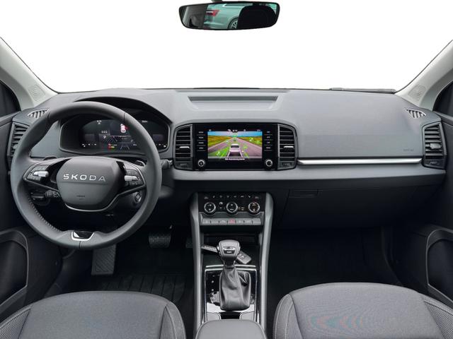 Skoda Karoq 2,0 TDI DSG 4x4 Selec 2Zoklim 4xSHZ LED 2xPDC Kam ACC AHK 5JG 