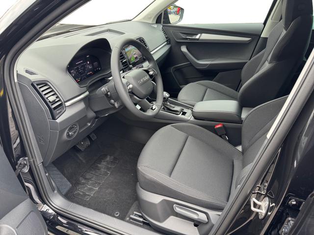 Skoda Karoq 2,0 TDI DSG 4x4 Selec 2Zoklim 4xSHZ LED 2xPDC Kam ACC AHK 5JG 