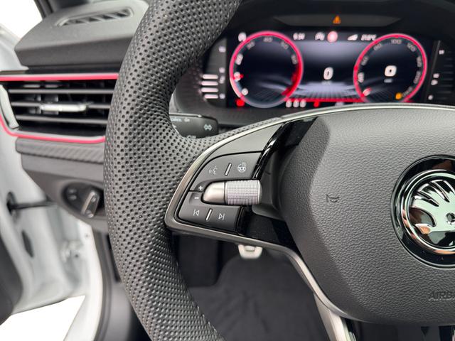 Skoda Scala 1,0 TSI Monte Carlo 2ZoKli DCC Pano 2PDC Kam Matrix SmLi 5JG 