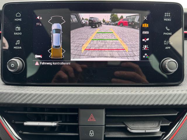 Skoda Scala 1,0 TSI Monte Carlo 2ZoKli DCC Pano 2PDC Kam Matrix SmLi 5JG 