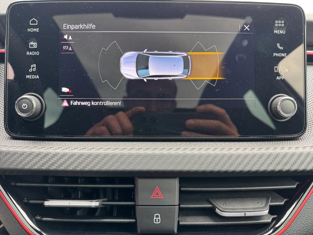 Skoda Scala 1,0 TSI Monte Carlo 2ZoKli DCC Pano 2PDC Kam Matrix SmLi 5JG 