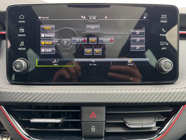 Skoda Scala 1,0 TSI Monte Carlo 2ZoKli DCC Pano 2PDC Kam Matrix SmLi 5JG 