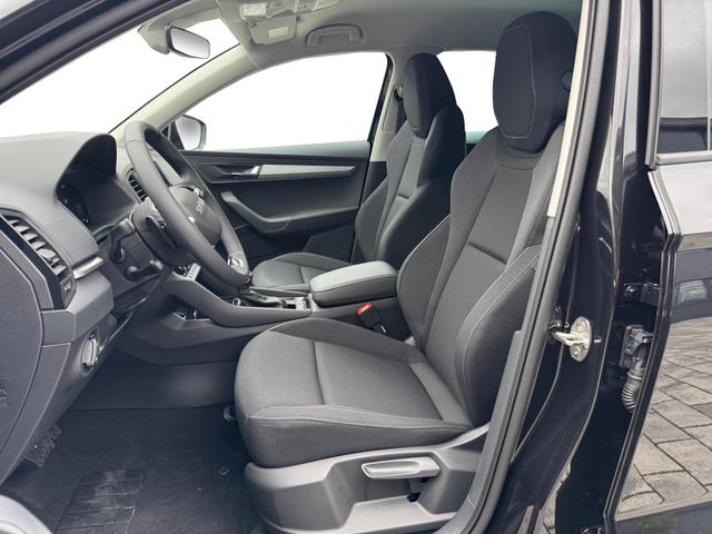 Skoda Karoq 2,0 TDI DSG 4x4 Selec 2Zoklim 4xSHZ LED 2xPDC Kam ACC AHK 5JG 