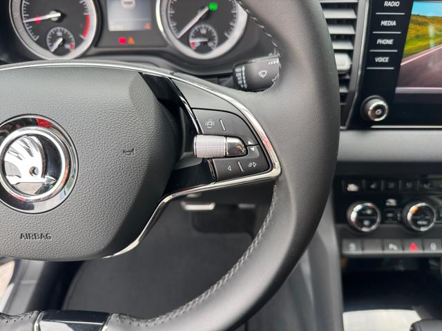 Skoda Karoq 2.0 TDI Scout 4x4 2ZKlima Navi Kam PDC SHZ 