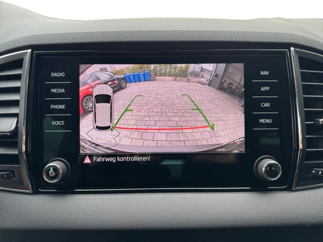 Skoda Karoq 2.0 TDI Scout 4x4 2ZKlima Navi Kam PDC SHZ 