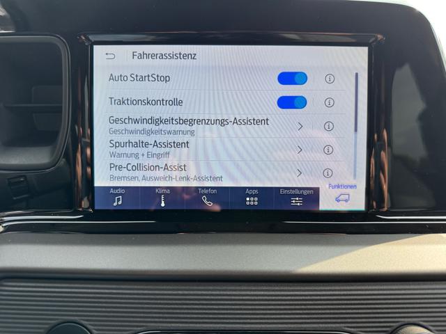 Ford Tourneo Courier 1,0 Titanium AT SpAs 5JG PDC WiPa Apple Klima 