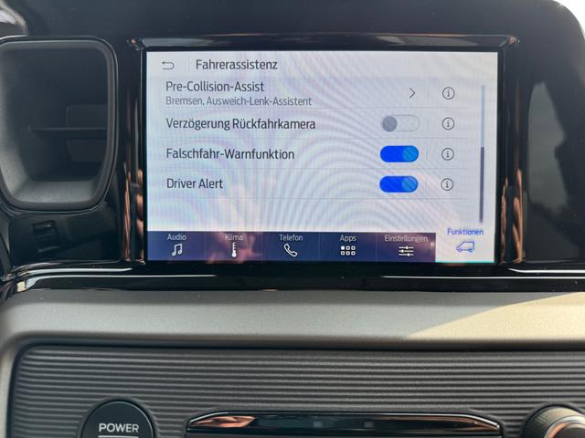 Ford Tourneo Courier 1,0 Titanium AT SpAs 5JG PDC WiPa Apple Klima 