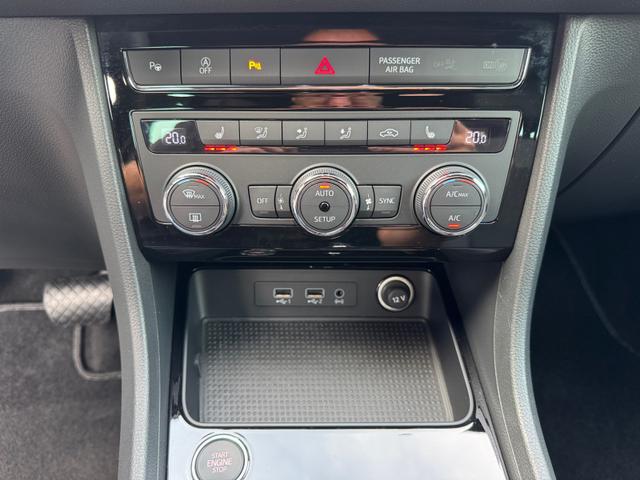 Seat Ateca 1.5 TSI DSG Xcellence PDC Kam Nav 2ZoKli 