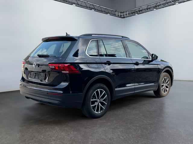 Volkswagen Tiguan 2.0 TDI DSG Comf 4x4 AHK 3ZoKli Kam PDC SHZ 