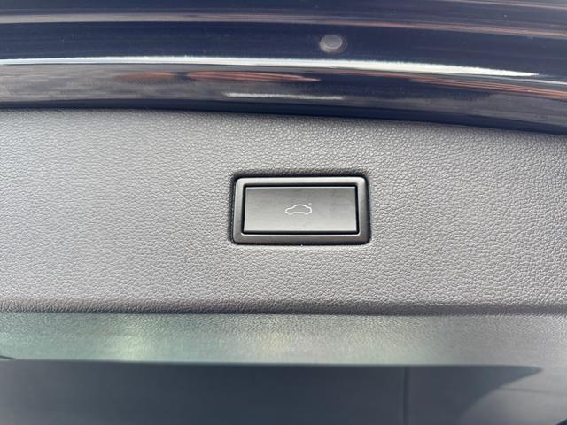 Volkswagen Tiguan 2.0 TDI DSG Comf 4x4 AHK 3ZoKli Kam PDC SHZ 