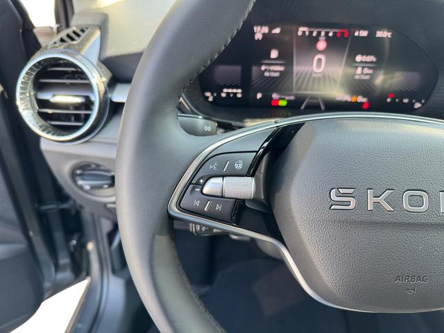 Skoda Fabia Drive Plus 1.0 TSI DSG 2ZKlim Kam ACC 2xPDC LED SmLi SHZ Spha 