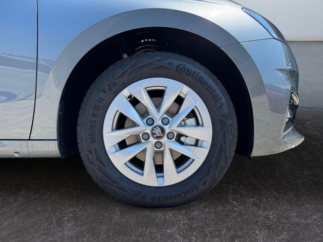 Skoda Fabia Drive Plus 1.0 TSI 2ZKlim Kam ACC 2xPDC LED SmLi SHZ Spha 