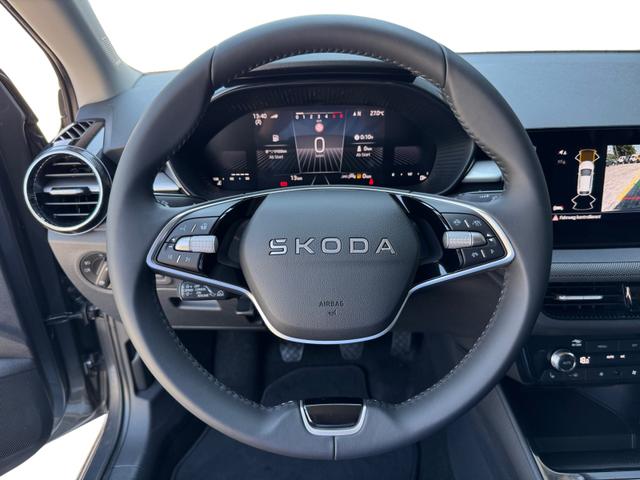 Skoda Fabia Drive Plus 1.0 TSI 2ZKlim Kam ACC 2xPDC LED SmLi SHZ Spha 