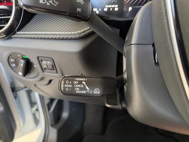 Skoda Fabia 1.0 TSI Monte Carlo DSG 2ZoKl SHZ ACC 2xPDC LED SmartLink LMF 
