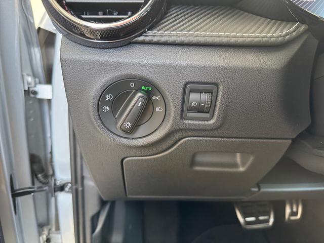 Skoda Fabia 1.0 TSI Monte Carlo DSG 2ZoKl SHZ ACC 2xPDC LED SmartLink LMF 