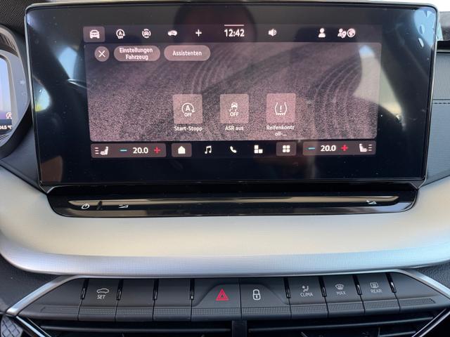 Skoda Octavia 1,5 TSI 2ZonKlim, PDC, Temp, SHZ, SmLi, LED, 5JG 