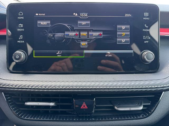 Skoda Fabia 1.0 TSI Monte Carlo DSG 2ZoKl SHZ ACC 2xPDC LED SmartLink LMF 