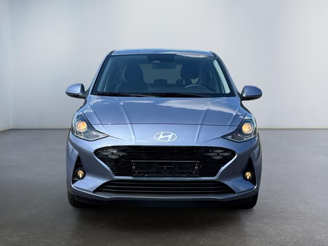 Hyundai i10 1,2 AT MJ25 Klima NAV 8Z, Spha BT PDC 