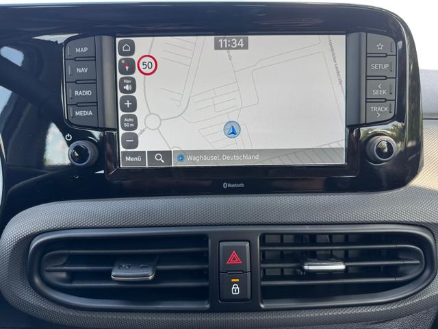 Hyundai i10 1,2 AT MJ25 Klima NAV 8Z, Spha BT PDC 