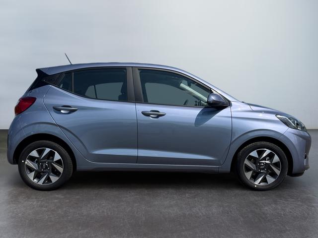 Hyundai i10 1,2 AT MJ25 Klima NAV 8Z, Spha BT PDC 
